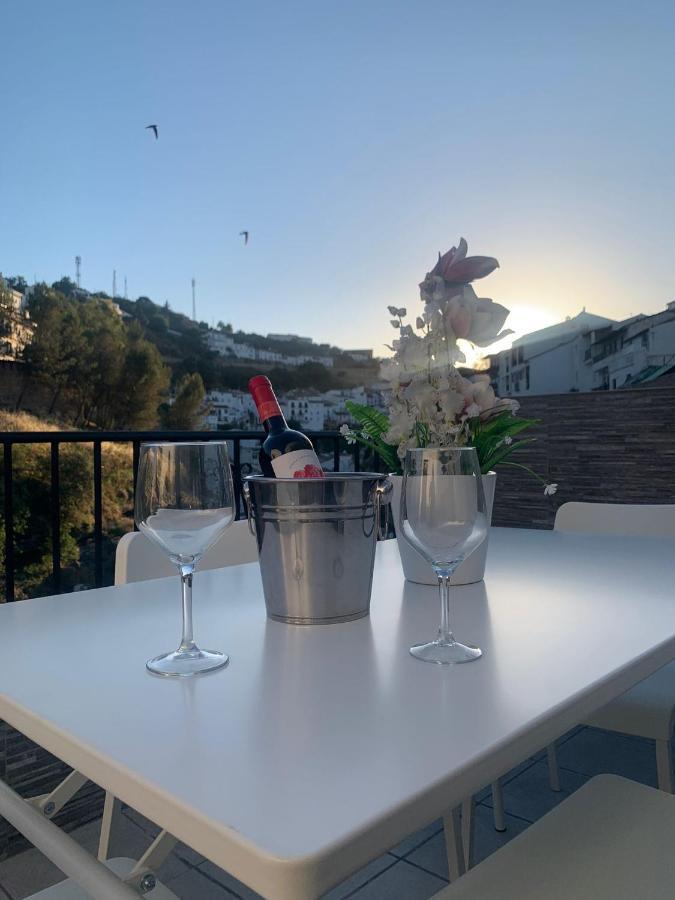El Balcon De La Roca Διαμέρισμα Setenil De Las Bodegas Εξωτερικό φωτογραφία